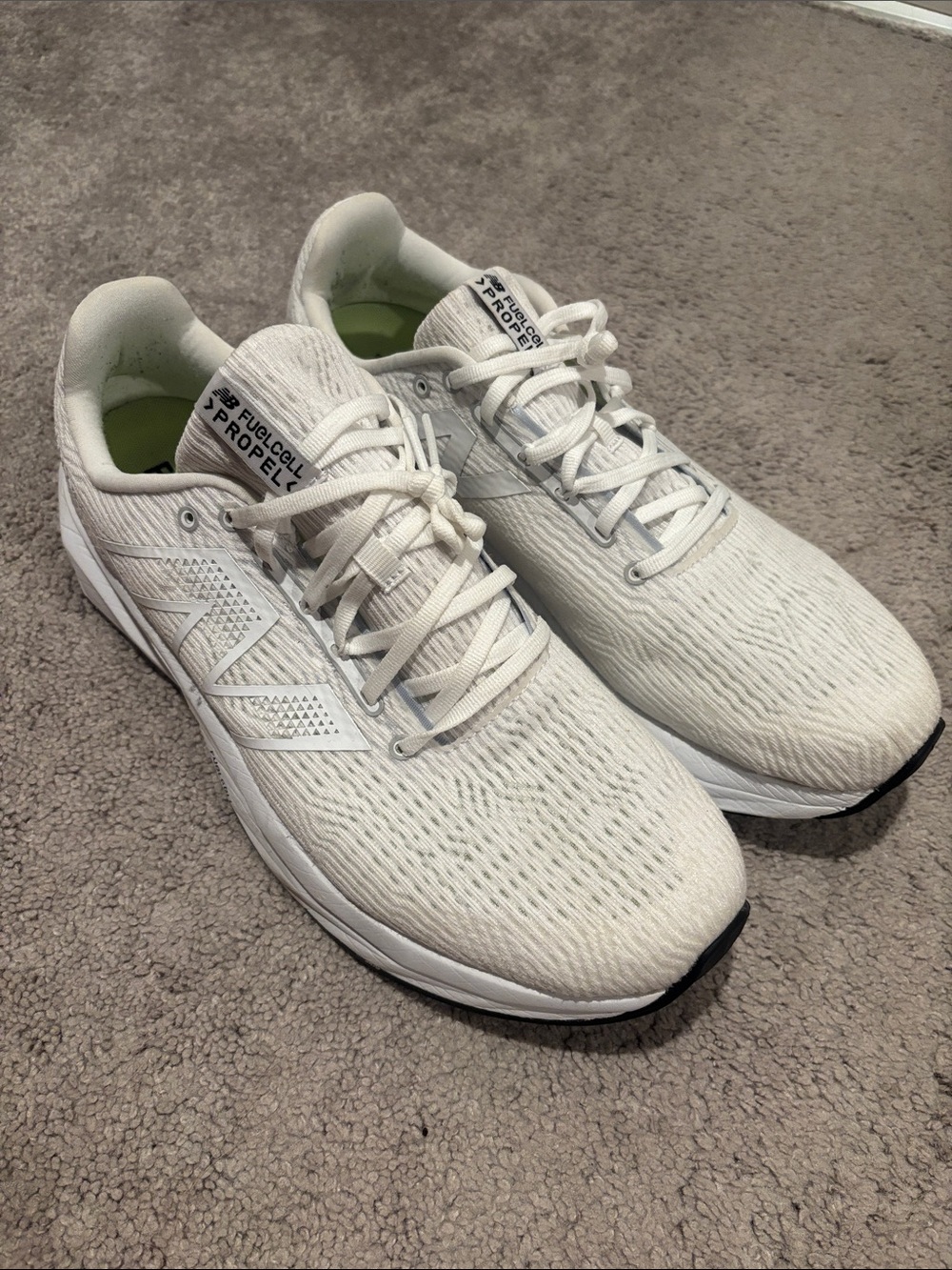 New Balance White Fuelcell Propel